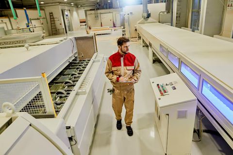 Learn About Industry 4.0 and its role in industrial machinery transformation