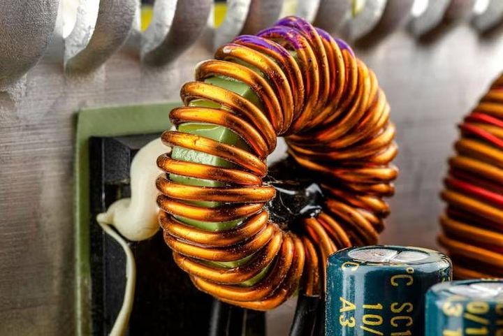 Coiled Tubing Units: Guide to Components, Functions, and Applications