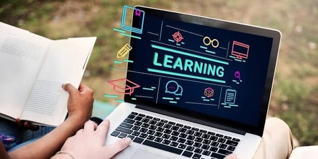 Online Learning Platforms: Best Options for Students and Professionals