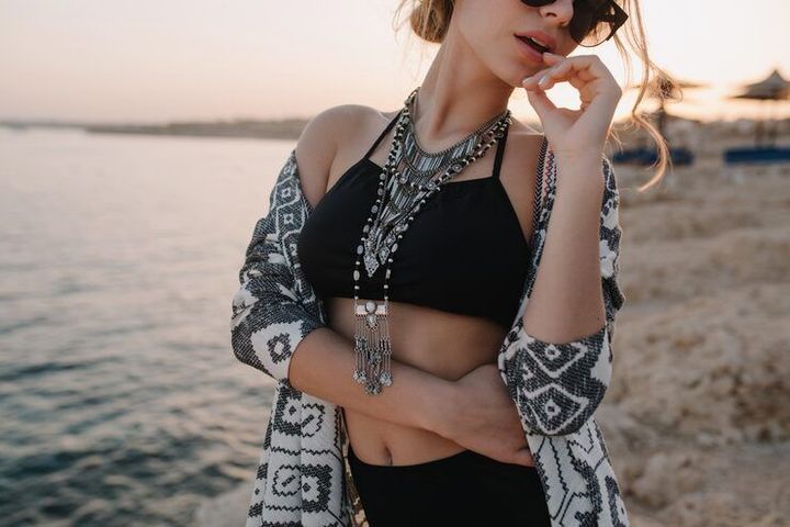 Statement Cuff Jewelry: Guide to Designs, Materials, and Styling Insights