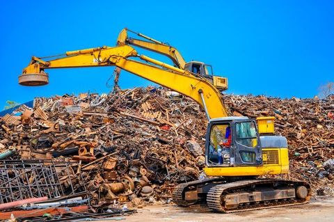 Rough Terrain Forklifts Basics for Construction and Outdoor Material Handling