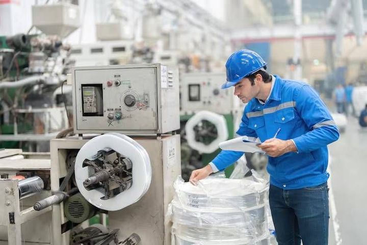 Plastic Wrapper Machine Basics: Understanding Packaging Functions and Applications