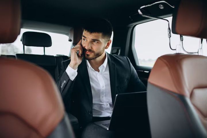 Luxury Chauffeur Travel: Guide to Premium Ground Transportation Experiences