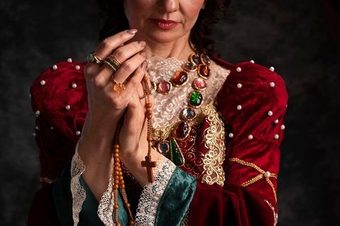 Statement Cuff Jewelry: Guide to Designs, Materials, and Styling Insights