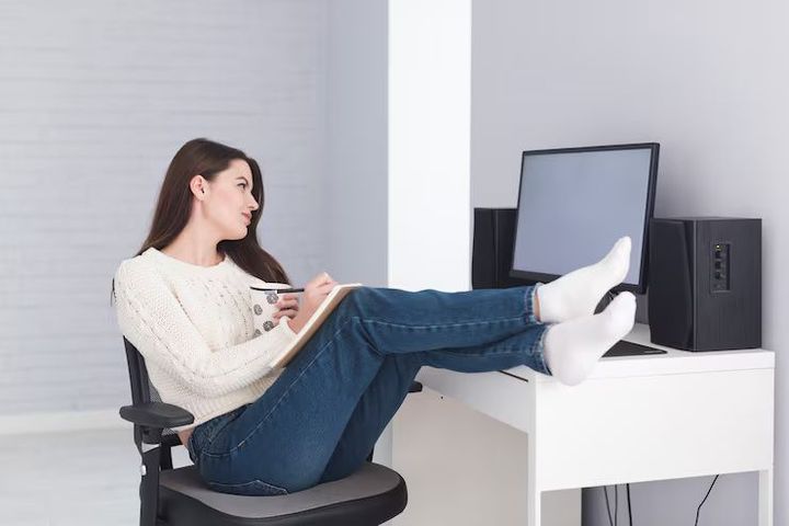 Office Ergonomic Furniture: Guide to Design, Features, and Practical Insights