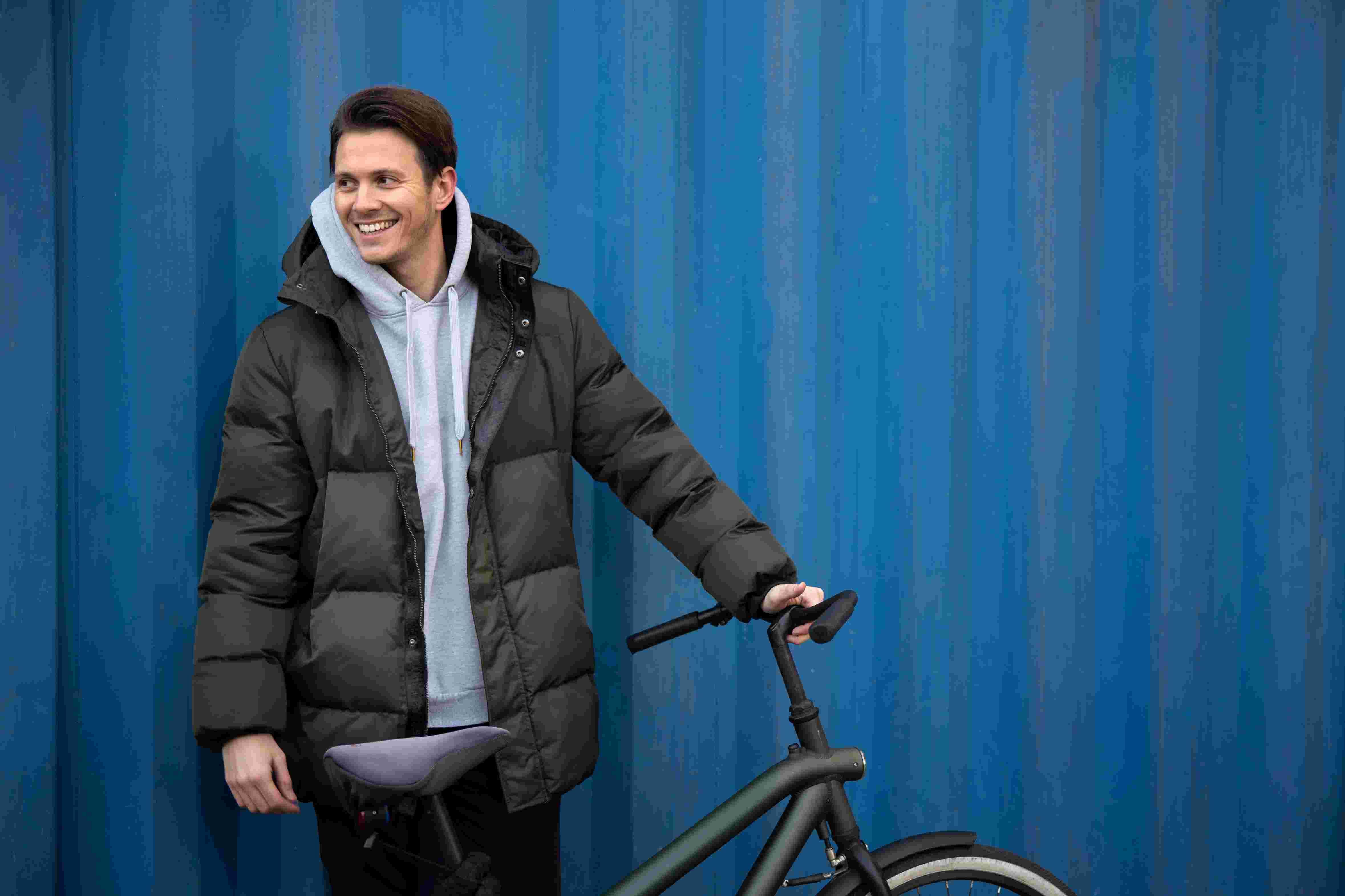 Smart Heated Jacket: A Complete Guide with Insights & Key Details