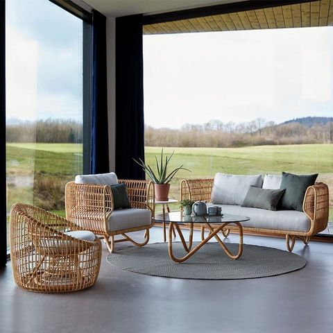 Explore Luxury Dining Tables: Insights, Knowledge, and Design Details