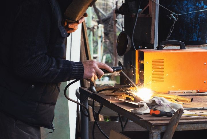 Explore Spot Welding Machines: Basics, Explanation, and Key Facts