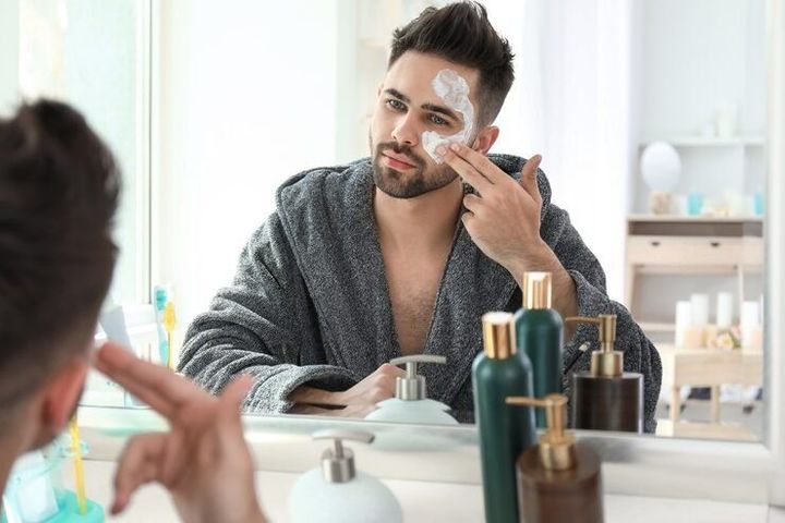 Men’s Skincare Trends: Explore Modern Routines and Key Ingredients