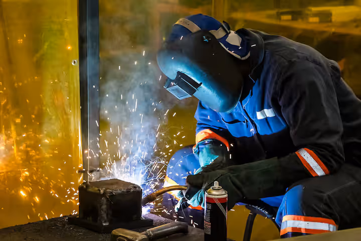 Industrial Welding Equipment: Complete Guide to Types, Uses, Safety, and Modern Welding Systems