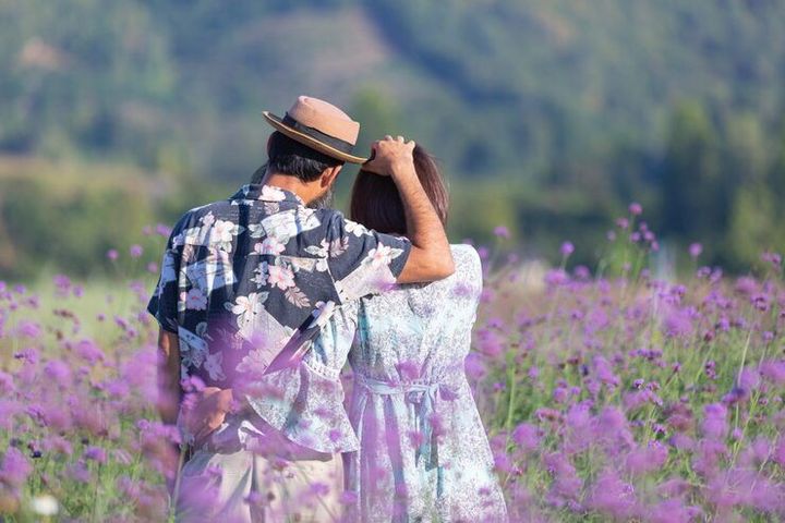 Romantasy Retreat Travel: Guide to Destinations, Themes, and Travel Insights