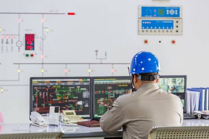 Generator Control Panels: Guide to Components, Functions, and Practical Insights